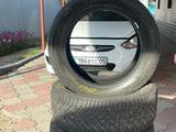 Резина зима 235/55R18 за 65 000 тг. в Алматы