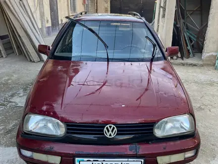 Volkswagen Golf 1993 года за 550 000 тг. в Шымкент