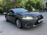 Lexus ES 300h 2023 года за 25 000 000 тг. в Шымкент – фото 2