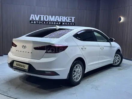 Hyundai Elantra 2020 года за 8 250 000 тг. в Актобе – фото 3