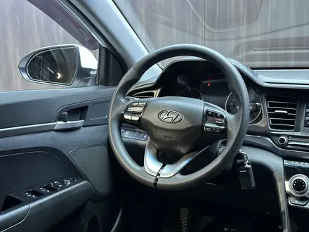 Hyundai Elantra 2020 года за 8 250 000 тг. в Актобе – фото 15