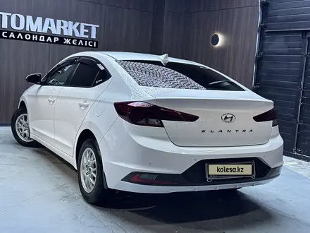 Hyundai Elantra 2020 года за 8 250 000 тг. в Актобе – фото 4