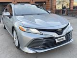 Toyota Camry 2018 года за 11 200 000 тг. в Алматы – фото 3