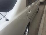 Toyota Camry 2004 года за 3 900 000 тг. в Атырау – фото 3