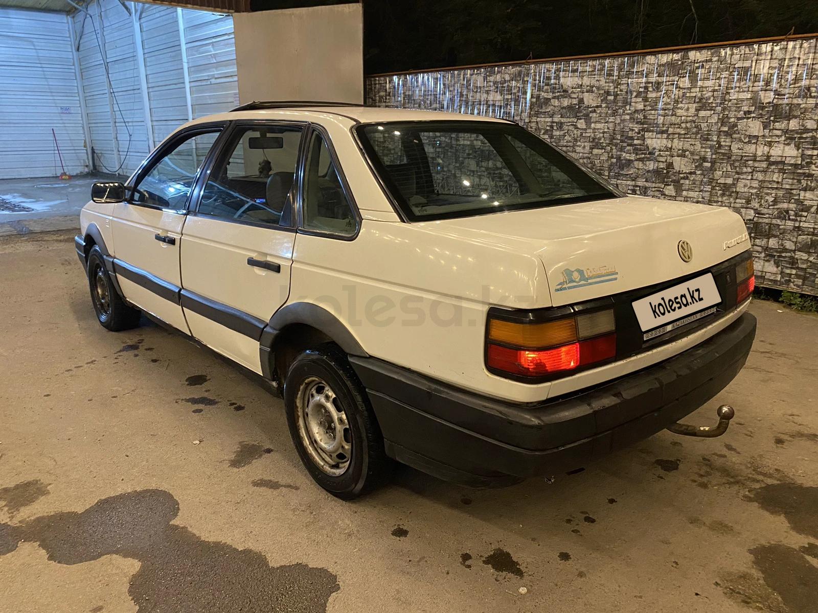 Volkswagen Passat 1991 г.