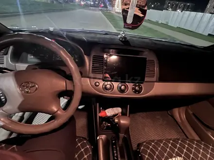 Toyota Camry 2003 года за 4 400 000 тг. в Усть-Каменогорск – фото 6