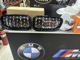 Решотка капота ноздри BMW F10 В НАЛИЧИИ НА ВСЕ МОДЕЛИ BMW за 20 000 тг. в Алматы