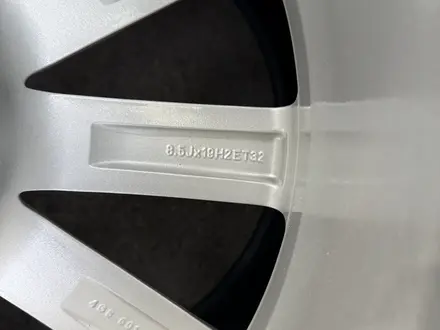 Оригинальные диски Ауди за 300 000 тг. в Алматы – фото 9