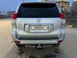 Toyota Land Cruiser Prado 2010 года за 15 500 000 тг. в Актобе – фото 5