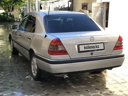 Mercedes-Benz C 220 1994 года за 2 500 000 тг. в Шымкент – фото 5