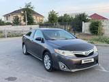Toyota Camry 2013 года за 8 000 000 тг. в Шымкент – фото 2