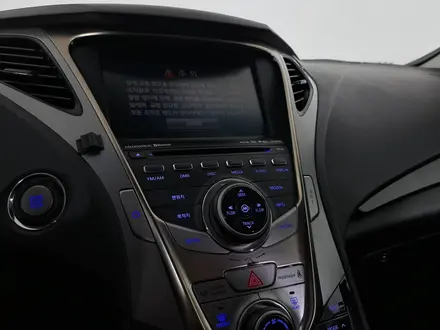 Hyundai Grandeur 2011 года за 8 000 000 тг. в Астана – фото 25