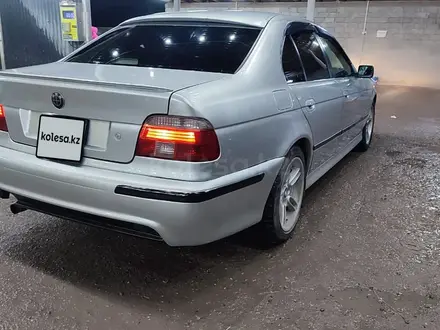 BMW 528 1997 года за 2 750 000 тг. в Шымкент