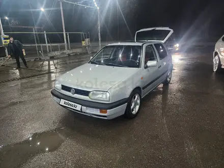 Volkswagen Golf 1995 года за 2 250 000 тг. в Шымкент