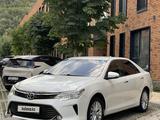 Toyota Camry 2015 годаүшін12 400 000 тг. в Алматы