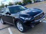 Infiniti QX70 2014 года за 13 800 000 тг. в Астана – фото 4