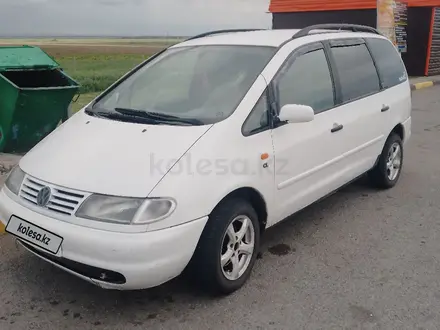 Volkswagen Sharan 1997 года за 2 250 000 тг. в Шахтинск – фото 4