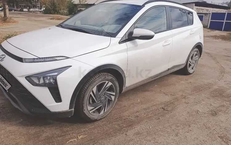 Hyundai Bayon 2024 года за 8 800 000 тг. в Семей
