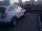 Chevrolet Captiva 2013 года за 6 500 000 тг. в Усть-Каменогорск – фото 2