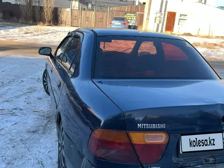 Mitsubishi Carisma 1997 года за 900 000 тг. в Актобе – фото 6