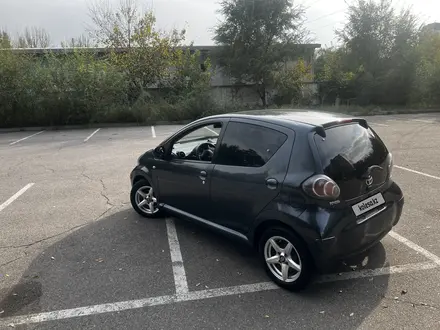 Toyota Aygo 2009 года за 2 800 000 тг. в Алматы – фото 6