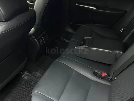 Toyota Camry 2017 года за 13 500 000 тг. в Усть-Каменогорск – фото 10