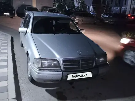 Mercedes-Benz C 230 1997 года за 3 200 000 тг. в Караганда – фото 2