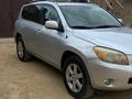 Toyota RAV4 2007 года за 7 000 000 тг. в Актау – фото 3