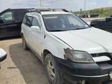 Mitsubishi Outlander 2003 годаүшін2 200 000 тг. в Астана – фото 2