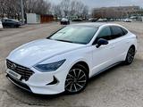 Hyundai Sonata 2023 года за 13 500 000 тг. в Астана – фото 2