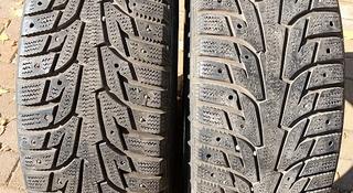 Шины 215/60 R16 — "Hankook Winter iPike RS" (Корея), шипованные. за 50 000 тг. в Астана