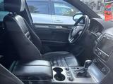 Volkswagen Touareg 2015 года за 15 000 000 тг. в Алматы – фото 4