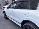 Volkswagen Touareg 2015 года за 15 000 000 тг. в Алматы – фото 2