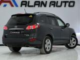 Hyundai Santa Fe 2012 года за 8 800 000 тг. в Актау – фото 3