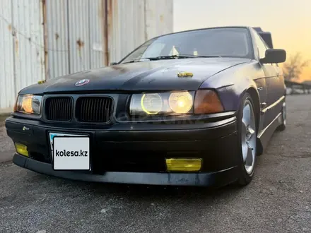 BMW 318 1993 года за 2 000 000 тг. в Алматы – фото 10