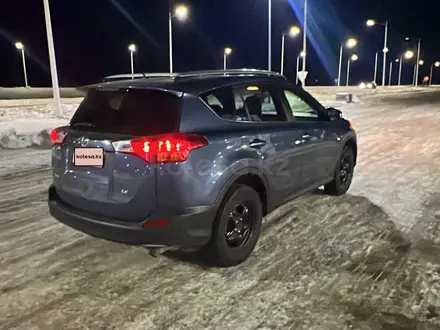 Toyota RAV4 2014 года за 7 000 000 тг. в Уральск – фото 2