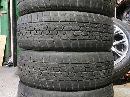Резина 215/60 r17 Good Year за 50 000 тг. в Алматы