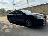 Toyota Camry 2014 годаүшін11 190 000 тг. в Алматы – фото 2