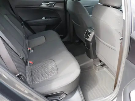 Kia Sportage Luxe 2024 года за 12 500 000 тг. в Астана – фото 23