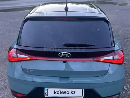 Hyundai i20 2023 года за 8 300 000 тг. в Караганда – фото 5