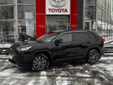 Toyota RAV4 2023 года за 17 490 000 тг. в Усть-Каменогорск