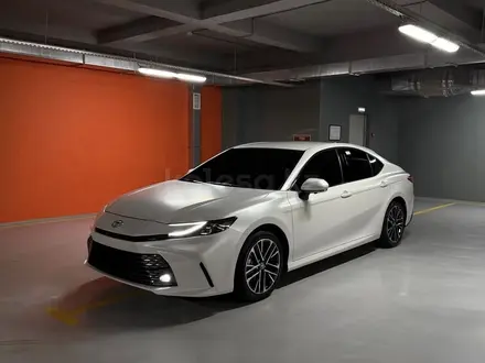 Toyota Camry 2024 года за 20 700 000 тг. в Алматы