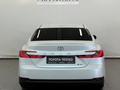 Toyota Camry Luxe eCVT 2024 года за 21 390 000 тг. в Астана – фото 4