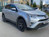 Toyota RAV4 2019 годаfor12 500 000 тг. в Актобе – фото 2