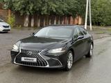 Lexus ES 250 2023 года за 25 000 000 тг. в Актобе