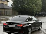 Lexus ES 250 2023 года за 25 000 000 тг. в Актобе – фото 5