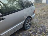 Toyota Estima Lucida 1993 годаүшін1 100 000 тг. в Караганда – фото 2