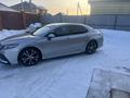 Toyota Camry 2019 года за 10 000 000 тг. в Актобе – фото 8