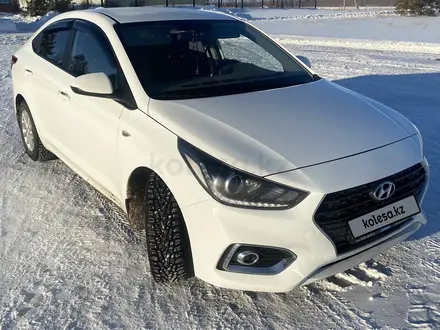 Hyundai Accent 2017 года за 6 600 000 тг. в Астана – фото 2