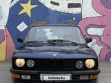 BMW 520 1987 годаүшін1 400 000 тг. в Алматы – фото 3